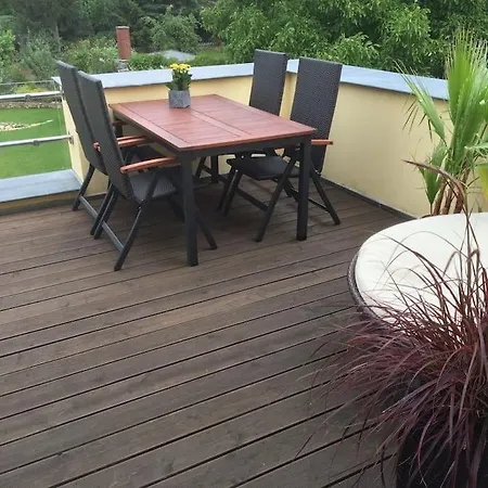 Apartment Harmonie-obergeschoss - 2x Schlafzimmer Kamin Playstation Grosser Balkon